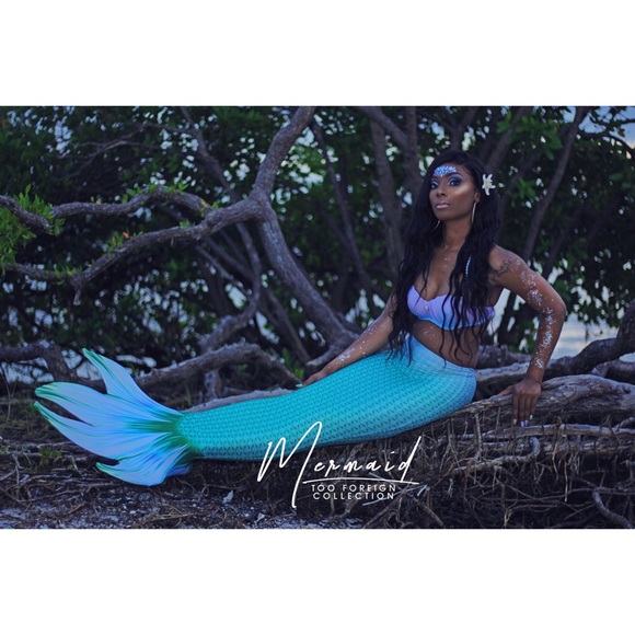 Meet Your Posher 🧜🏽‍♀️ - Picture 1 of 6